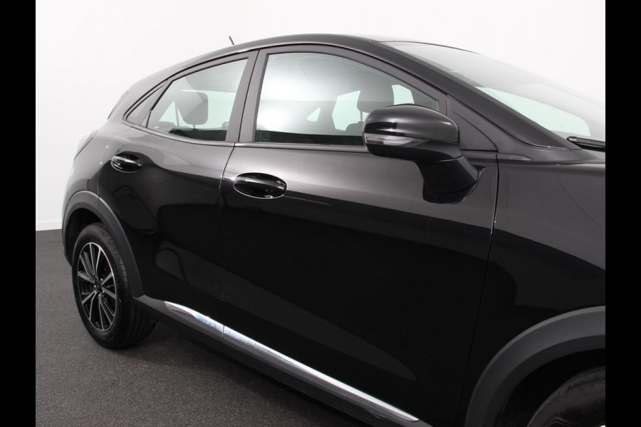 Ford Puma 1.0 EcoBoost Automaat Titanium Climate control LED Verwarmde voorstoelen Parkeersensor achter Cruise control Stuurverwarming Navigatie Lane assist Apple Carplay / Android auto