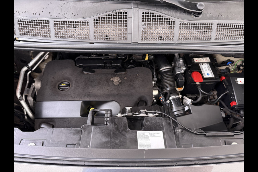 Toyota ProAce Worker 2.0D-4D L3H1 Dubbele Cabine 5-Persoons Ecc 3D-Navi Apple Carplay Android Auto Bluetooth Black Line Long DC Cruise Control Lmv Regen-Lichtsensor led Privacy Glas Schuifdeur 1e Eigenaar Dealeronderhouden Origineel Nederlandse Auto