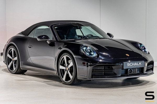 Porsche 911 Cabrio Carrera 992.2|394 PK|Sport Chrono|Sportuitlaat|BOSE|Surround View|20/21” Carrera Classic|Porsche Approved|1e ei