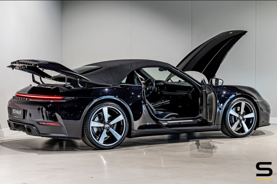 Porsche 911 Cabrio Carrera 992.2|394 PK|Sport Chrono|Sportuitlaat|BOSE|Surround View|20/21” Carrera Classic|Porsche Approved|1e ei