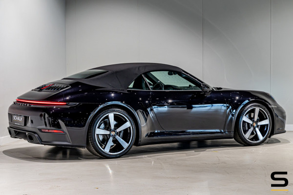 Porsche 911 Cabrio Carrera 992.2|394 PK|Sport Chrono|Sportuitlaat|BOSE|Surround View|20/21” Carrera Classic|Porsche Approved|1e ei