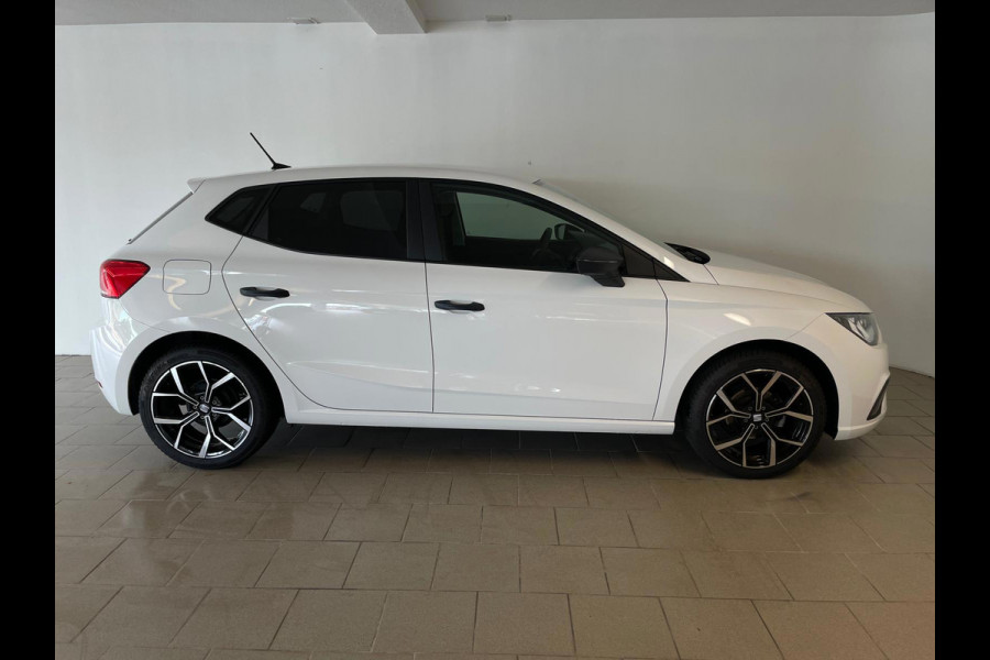 Seat Ibiza 1.0 MPI Reference AIRCO NAVI VIA APP CRUISE PRIVACY GLAS ELEK RAMEN CENT VERG VELGEN 17INCH 5DRS NW MODEL NETTE AUTO