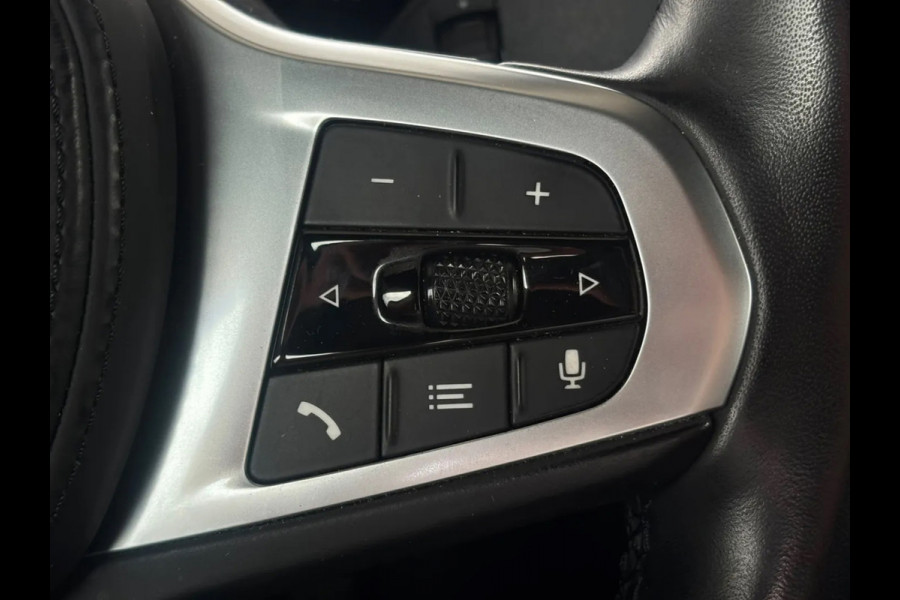 BMW i4 EDrive40 84 kWh M-sport(1e Eig, Dealer OndH, NL-auto, Harman/Kardon, SfeerV, 360 Camera, Lane Assit, Active Cruise, Etc)