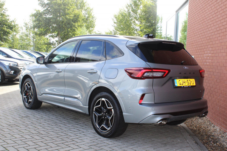 Ford Kuga 2.5 PHEV ST-Line X | Panoramadak | Wegklapbare trekhaak | Head up Display | Adapitve Led | Winter Pack | Bang&Olufsen | AGR-stoelen | 2.100kg trekgewicht
