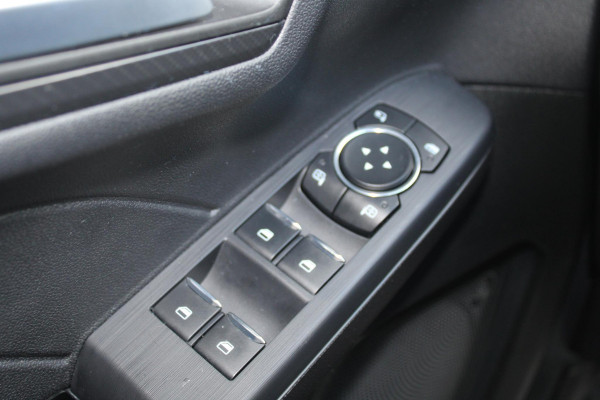 Ford Kuga 2.5 PHEV ST-Line X | Panoramadak | Wegklapbare trekhaak | Head up Display | Adapitve Led | Winter Pack | Bang&Olufsen | AGR-stoelen | 2.100kg trekgewicht