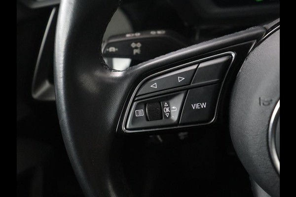 Audi A3 Sportback 35 TFSI Business edition | Cruise control | Climate control | Navigatie | Carplay | Park assist | Virtueel dashboard | Full LED | 18" velgen