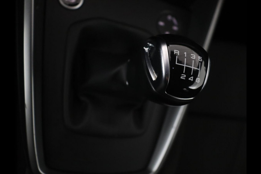 Audi A3 Sportback 35 TFSI Business edition | Cruise control | Climate control | Navigatie | Carplay | Park assist | Virtueel dashboard | Full LED | 18" velgen