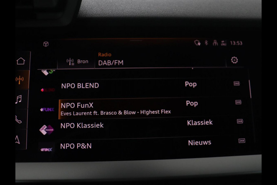 Audi A3 Sportback 35 TFSI Business edition | Cruise control | Climate control | Navigatie | Carplay | Park assist | Virtueel dashboard | Full LED | 18" velgen
