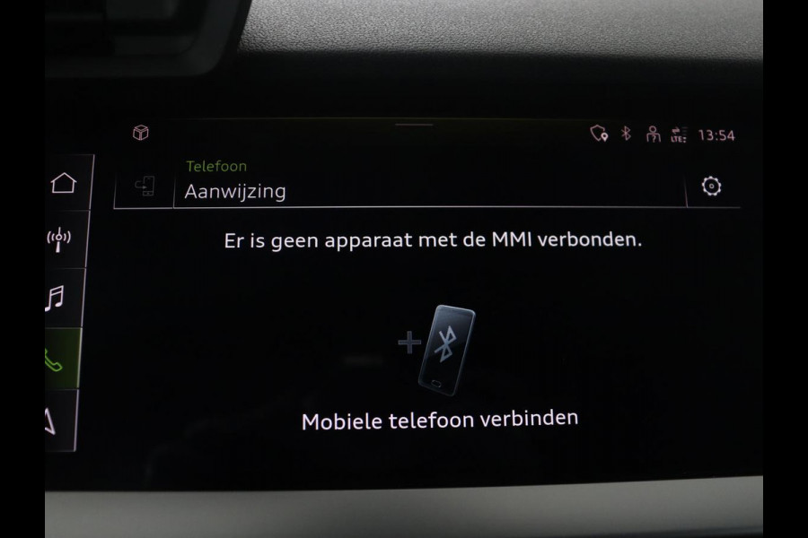 Audi A3 Sportback 35 TFSI Business edition | Cruise control | Climate control | Navigatie | Carplay | Park assist | Virtueel dashboard | Full LED | 18" velgen