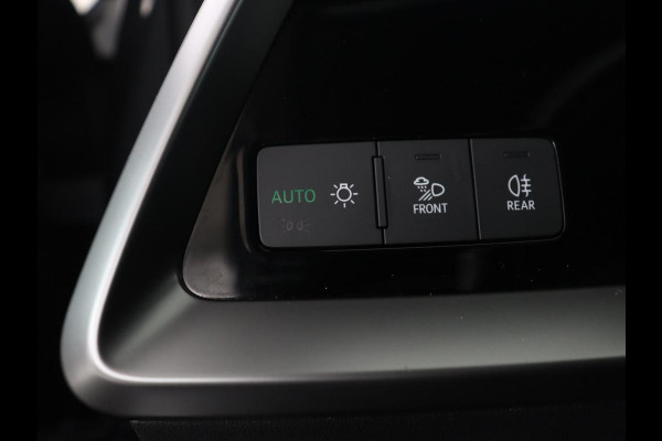 Audi A3 Sportback 35 TFSI Business edition | Cruise control | Climate control | Navigatie | Carplay | Park assist | Virtueel dashboard | Full LED | 18" velgen