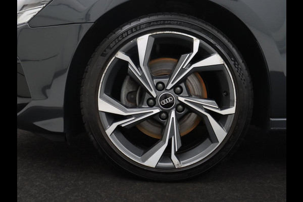 Audi A3 Sportback 35 TFSI Business edition | Cruise control | Climate control | Navigatie | Carplay | Park assist | Virtueel dashboard | Full LED | 18" velgen