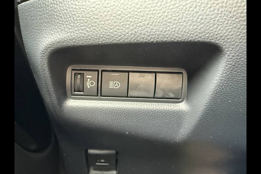 Toyota Aygo X Hybrid 115 pulse Automaat ** Camera ** Stoelverwarming ** Carplay