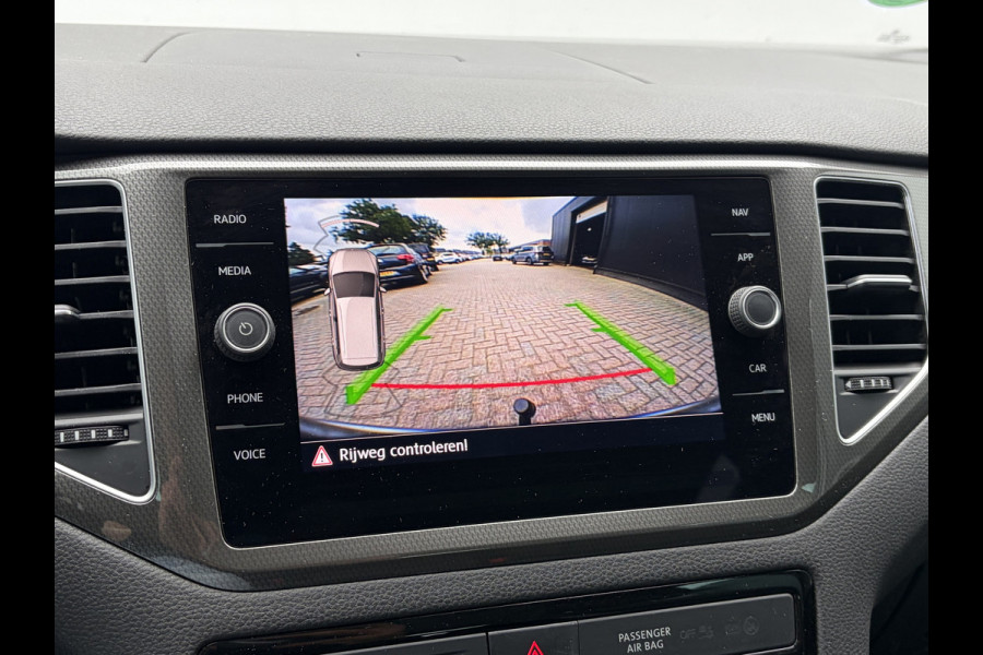 Volkswagen Golf Sportsvan 1.5 TSI ACT Highline Adapt.Cruise Stoelverw Trekhaak Carplay