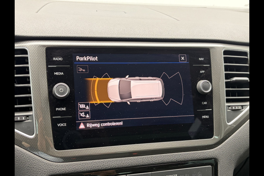 Volkswagen Golf Sportsvan 1.5 TSI ACT Highline Adapt.Cruise Stoelverw Trekhaak Carplay