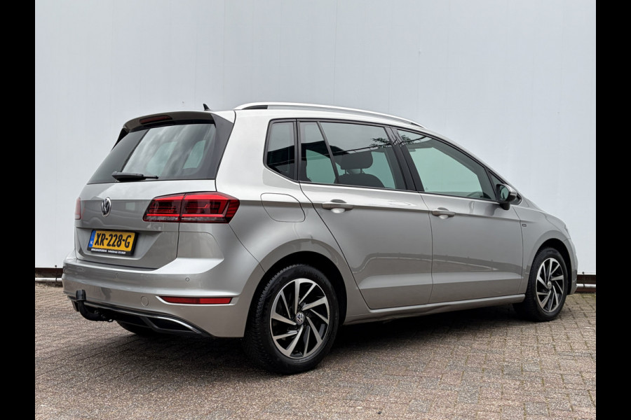 Volkswagen Golf Sportsvan 1.5 TSI ACT Highline Adapt.Cruise Stoelverw Trekhaak Carplay