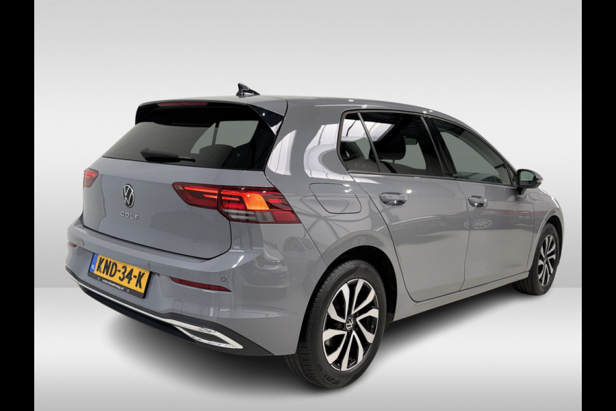 Volkswagen Golf 1.0 TSI 110pk Life | Camera | ACC | Lane | side assist