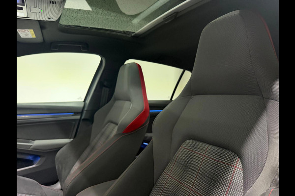 Volkswagen Golf 2.0 TSI GTI HUD|Pano|Harman|Keyless|Camera|IQ