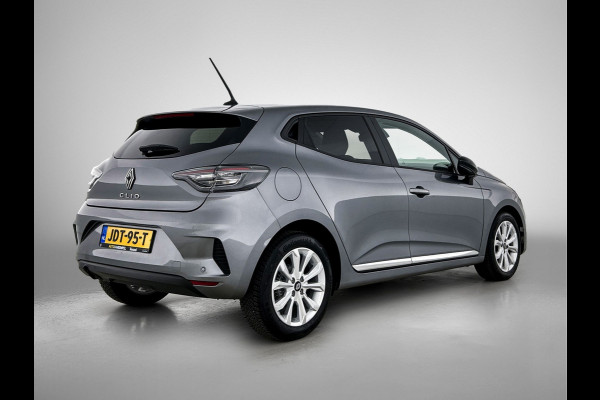 Renault Clio TCe 90PK GPF evolution | CAMERA | NAVI | DEALER ONDERHOUDEN | STOEL VERWARM. | PARK. SENSOREN | CARPLAY