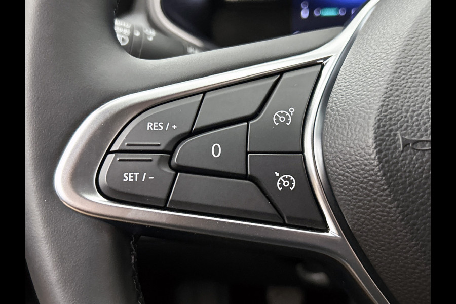 Renault Clio TCe 90PK GPF evolution | CAMERA | NAVI | DEALER ONDERHOUDEN | STOEL VERWARM. | PARK. SENSOREN | CARPLAY
