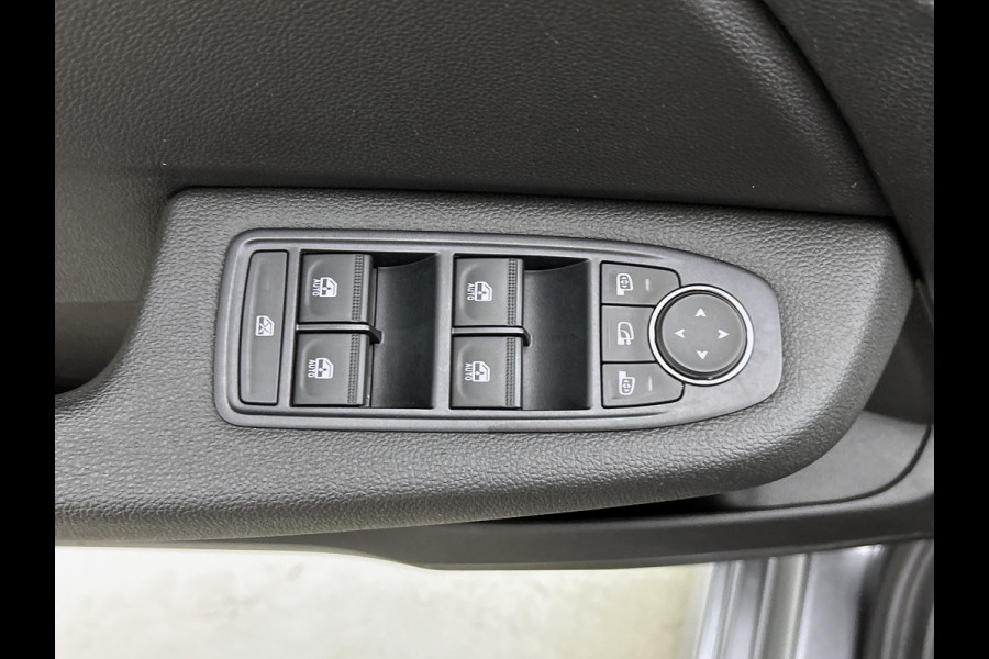 Renault Clio TCe 90PK GPF evolution | CAMERA | NAVI | DEALER ONDERHOUDEN | STOEL VERWARM. | PARK. SENSOREN | CARPLAY