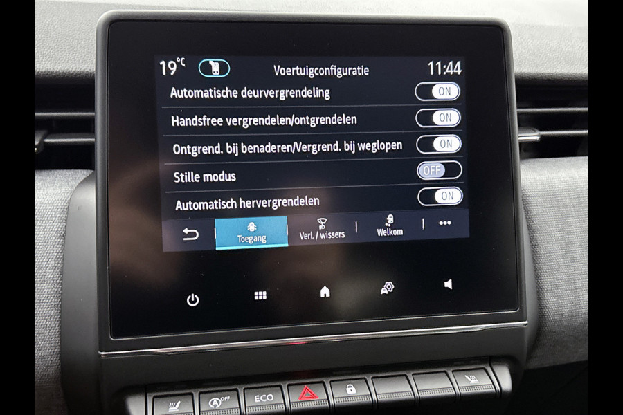 Renault Clio TCe 90PK GPF evolution | CAMERA | NAVI | DEALER ONDERHOUDEN | STOEL VERWARM. | PARK. SENSOREN | CARPLAY