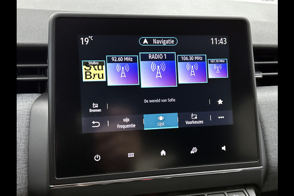 Renault Clio TCe 90PK GPF evolution | CAMERA | NAVI | DEALER ONDERHOUDEN | STOEL VERWARM. | PARK. SENSOREN | CARPLAY