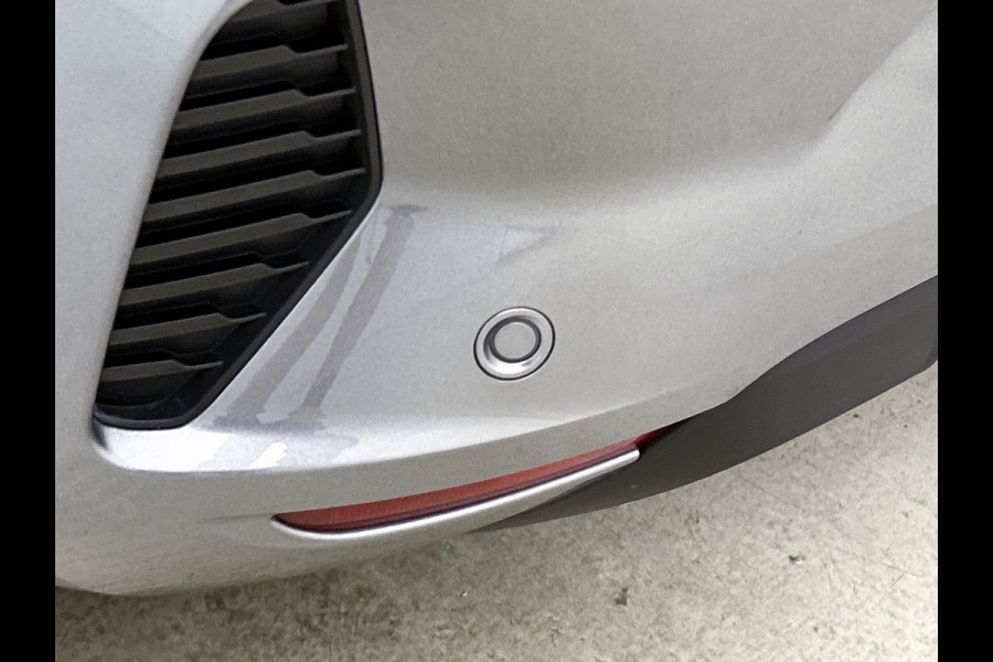 Renault Clio TCe 90PK GPF evolution | CAMERA | NAVI | DEALER ONDERHOUDEN | STOEL VERWARM. | PARK. SENSOREN | CARPLAY