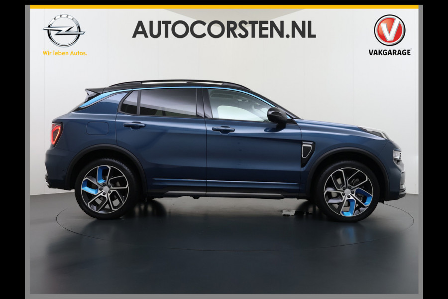 Lynk & Co 01 SOH 96% PHEV AUT-7 261pk Pano-Schuifdak Lmv 20" 360°Camera Apple Carplay Android Auto Adap.Cruise Navi Pdc Ecc Keyless Led Plug- Elek.Memory.Stoel File assistent Dodehoek detector Elektrisch bedienbare achterklep Rijstrooksensor Wifi Verkeersbord detectie 425Nm koppel 3,7kw laadvermogen 1.800kg Trekvermogen