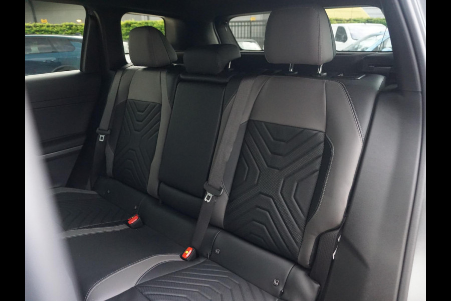 Jeep Compass First Edition 74 kWh | Actieprijs* | Adapt. Cruise | Camera | Carplay | 20" | Elektr. A-Klep | Navi | Winter Pack | Schuif/Kanteldak | Premium Pack | Conv. Pack | Warmtepomp