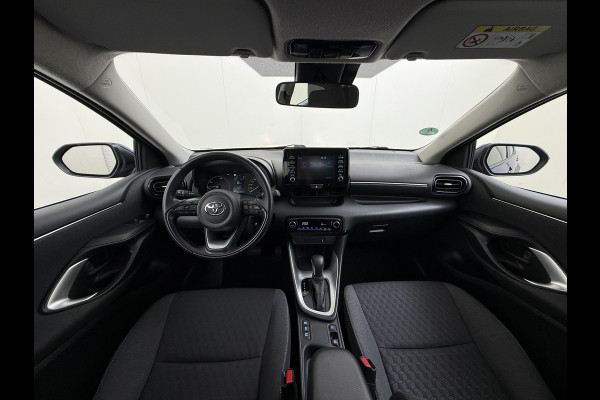 Toyota Yaris 1.5 Hybrid Automaat Camera Adap.Cruise Apple Carplay Android Auto Navi* Ecc Bluetooth Active Regen-Lichtsensor Isofix LTA Stuurhulp Wifi Miracast PCS RSA DRCC 1e Eigenaar