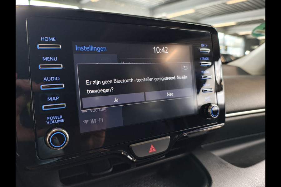 Toyota Yaris 1.5 Hybrid Automaat Camera Adap.Cruise Apple Carplay Android Auto Navi* Ecc Bluetooth Active Regen-Lichtsensor Isofix LTA Stuurhulp Wifi Miracast PCS RSA DRCC 1e Eigenaar