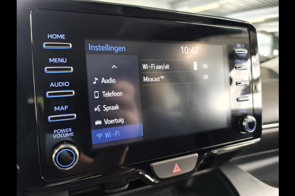 Toyota Yaris 1.5 Hybrid Automaat Camera Adap.Cruise Apple Carplay Android Auto Navi* Ecc Bluetooth Active Regen-Lichtsensor Isofix LTA Stuurhulp Wifi Miracast PCS RSA DRCC 1e Eigenaar