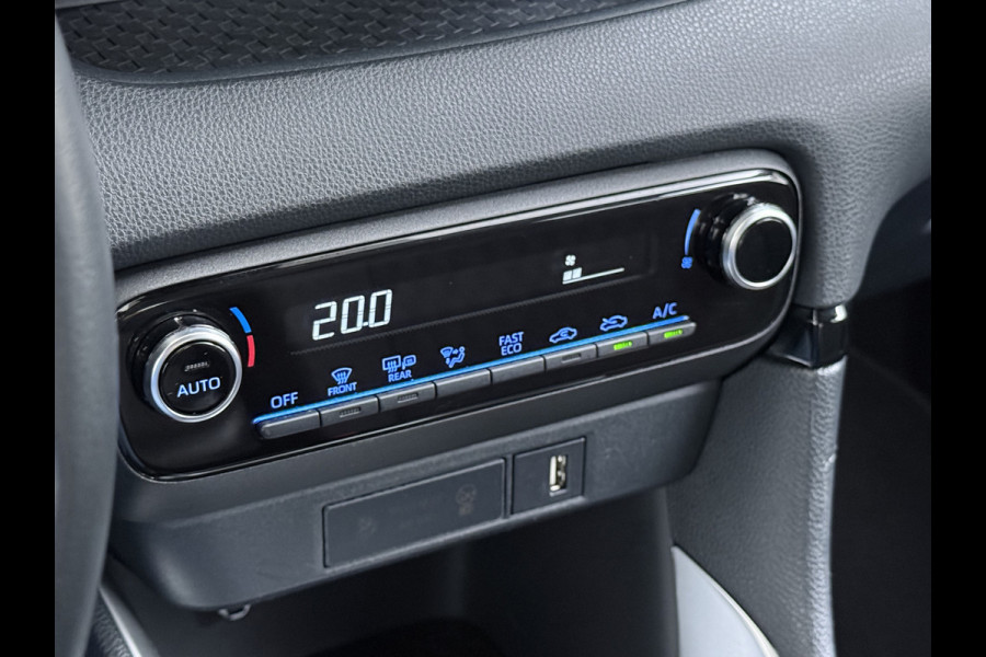 Toyota Yaris 1.5 Hybrid Automaat Camera Adap.Cruise Apple Carplay Android Auto Navi* Ecc Bluetooth Active Regen-Lichtsensor Isofix LTA Stuurhulp Wifi Miracast PCS RSA DRCC 1e Eigenaar