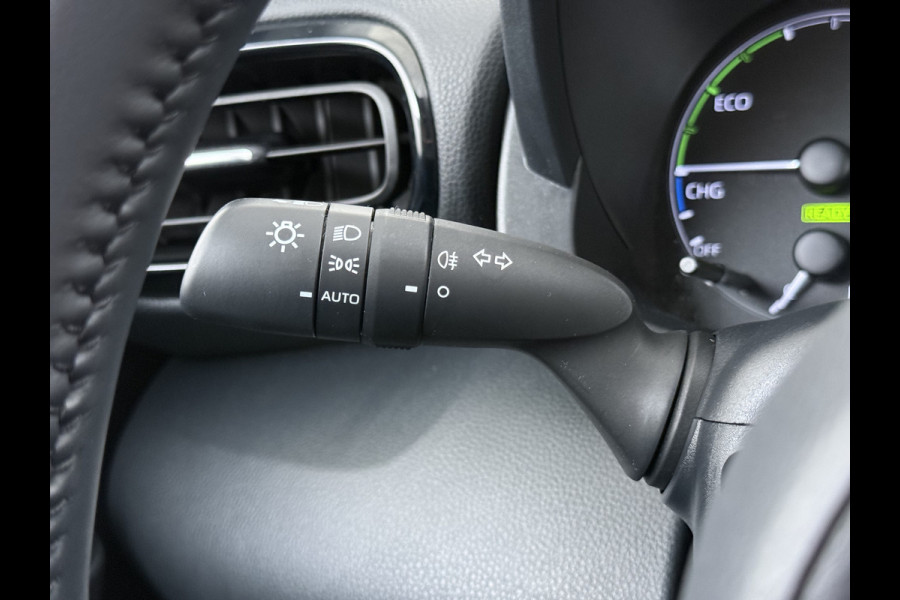 Toyota Yaris 1.5 Hybrid Automaat Camera Adap.Cruise Apple Carplay Android Auto Navi* Ecc Bluetooth Active Regen-Lichtsensor Isofix LTA Stuurhulp Wifi Miracast PCS RSA DRCC 1e Eigenaar