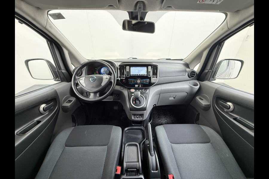 Nissan e-NV200 Evalia 40kWh Automaat 2X Schuifdeur 5-Persoons SOH 89% Camera Stoel+Stuurverwarming Navi DAB Connect Edition Regen-Lichtsensor Cruise Control Bluetooth Privacy Glas Isofix Lmv 15" 1e Eigenaar Dealeronderhouden Origineel Nederlandse Auto