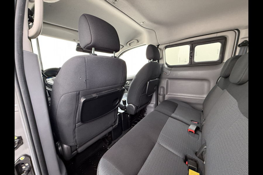 Nissan e-NV200 Evalia 40kWh Automaat 2X Schuifdeur 5-Persoons SOH 89% Camera Stoel+Stuurverwarming Navi DAB Connect Edition Regen-Lichtsensor Cruise Control Bluetooth Privacy Glas Isofix Lmv 15" 1e Eigenaar Dealeronderhouden Origineel Nederlandse Auto