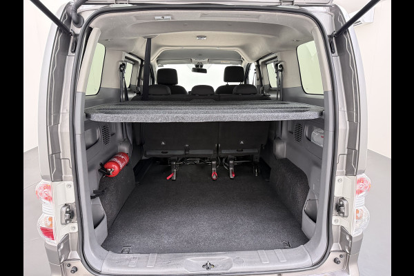 Nissan e-NV200 Evalia 40kWh Automaat 2X Schuifdeur 5-Persoons SOH 89% Camera Stoel+Stuurverwarming Navi DAB Connect Edition Regen-Lichtsensor Cruise Control Bluetooth Privacy Glas Isofix Lmv 15" 1e Eigenaar Dealeronderhouden Origineel Nederlandse Auto