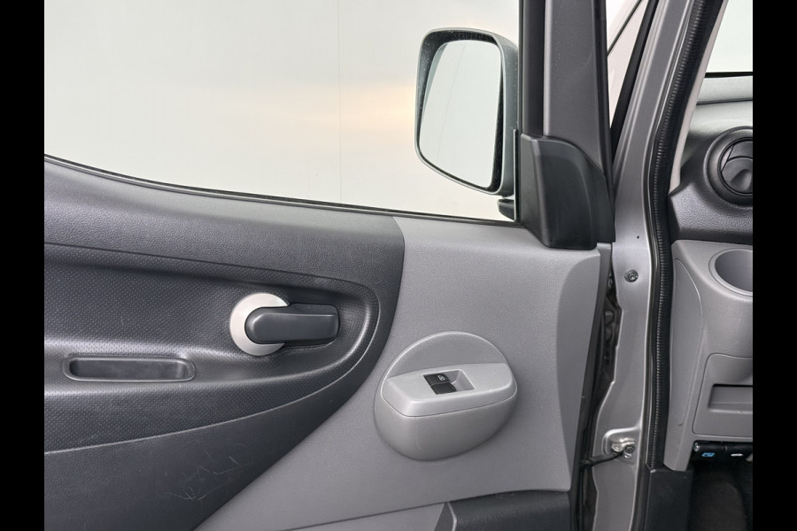Nissan e-NV200 Evalia 40kWh Automaat 2X Schuifdeur 5-Persoons SOH 89% Camera Stoel+Stuurverwarming Navi DAB Connect Edition Regen-Lichtsensor Cruise Control Bluetooth Privacy Glas Isofix Lmv 15" 1e Eigenaar Dealeronderhouden Origineel Nederlandse Auto