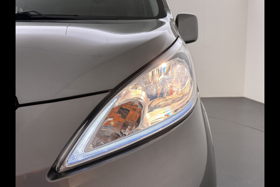 Nissan e-NV200 Evalia 40kWh Automaat 2X Schuifdeur 5-Persoons SOH 89% Camera Stoel+Stuurverwarming Navi DAB Connect Edition Regen-Lichtsensor Cruise Control Bluetooth Privacy Glas Isofix Lmv 15" 1e Eigenaar Dealeronderhouden Origineel Nederlandse Auto