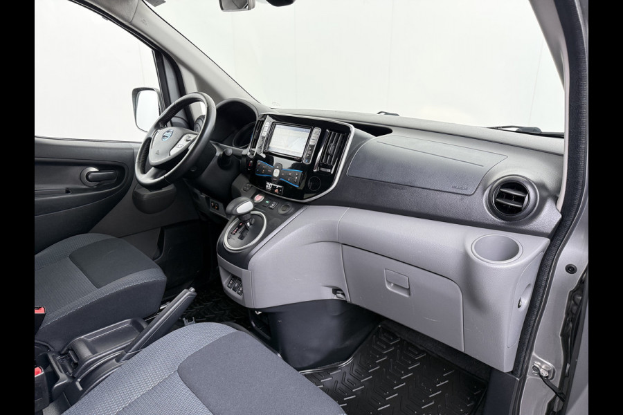 Nissan e-NV200 Evalia 40kWh Automaat 2X Schuifdeur 5-Persoons SOH 89% Camera Stoel+Stuurverwarming Navi DAB Connect Edition Regen-Lichtsensor Cruise Control Bluetooth Privacy Glas Isofix Lmv 15" 1e Eigenaar Dealeronderhouden Origineel Nederlandse Auto