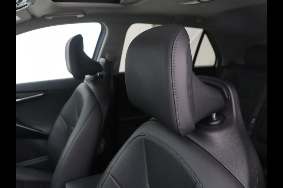 Kia Niro EV DynamicPlusLine 64.8 kWh | SOH 95,8% | Panoramadak | Leder | Adaptive cruise | Harman/Kardon | Trekhaak | Camera | Park assist | Stuur/stoel verwarming | Carplay | Climate control | Full LED