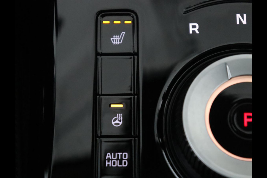 Kia Niro EV DynamicPlusLine 64.8 kWh | SOH 95,8% | Panoramadak | Leder | Adaptive cruise | Harman/Kardon | Trekhaak | Camera | Park assist | Stuur/stoel verwarming | Carplay | Climate control | Full LED