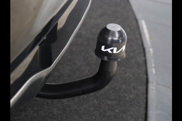 Kia Niro EV DynamicPlusLine 64.8 kWh | SOH 95,8% | Panoramadak | Leder | Adaptive cruise | Harman/Kardon | Trekhaak | Camera | Park assist | Stuur/stoel verwarming | Carplay | Climate control | Full LED