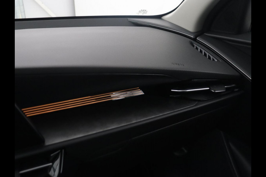 Kia Niro EV DynamicPlusLine 64.8 kWh | SOH 95,8% | Panoramadak | Leder | Adaptive cruise | Harman/Kardon | Trekhaak | Camera | Park assist | Stuur/stoel verwarming | Carplay | Climate control | Full LED