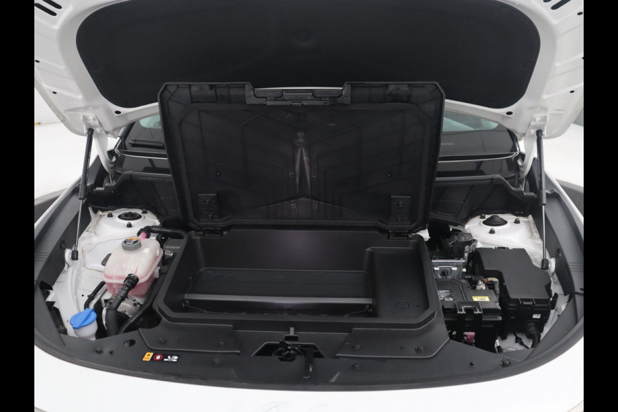 Kia Niro EV DynamicPlusLine 64.8 kWh | SOH 95,8% | Panoramadak | Leder | Adaptive cruise | Harman/Kardon | Trekhaak | Camera | Park assist | Stuur/stoel verwarming | Carplay | Climate control | Full LED