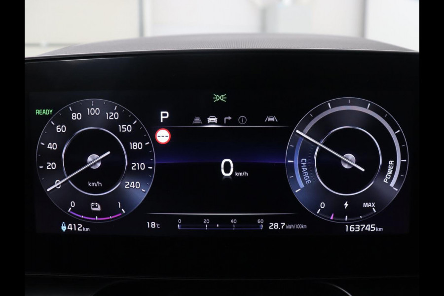 Kia Niro EV DynamicPlusLine 64.8 kWh | SOH 95,8% | Panoramadak | Leder | Adaptive cruise | Harman/Kardon | Trekhaak | Camera | Park assist | Stuur/stoel verwarming | Carplay | Climate control | Full LED
