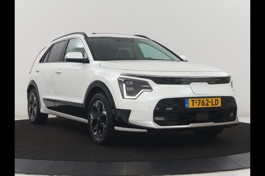 Kia Niro EV DynamicPlusLine 64.8 kWh | SOH 95,8% | Panoramadak | Leder | Adaptive cruise | Harman/Kardon | Trekhaak | Camera | Park assist | Stuur/stoel verwarming | Carplay | Climate control | Full LED