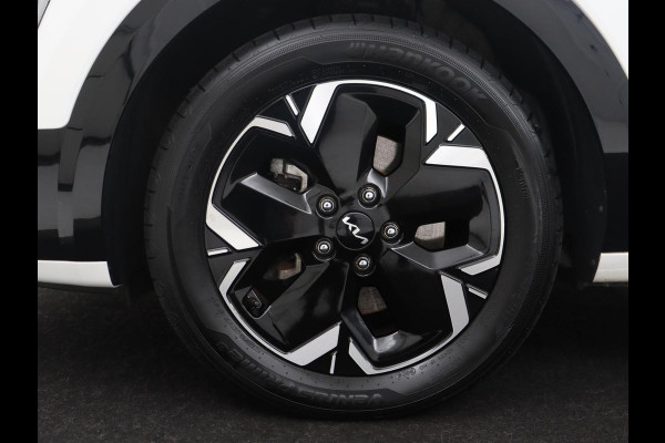 Kia Niro EV DynamicPlusLine 64.8 kWh | SOH 95,8% | Panoramadak | Leder | Adaptive cruise | Harman/Kardon | Trekhaak | Camera | Park assist | Stuur/stoel verwarming | Carplay | Climate control | Full LED