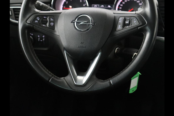 Opel Astra Sports Tourer 1.2 Design & Tech | Cruise control | Camera | Park assist | Trekhaak | Dodehoek detectie | Navigatie | Carplay | Climate control | 16" velgen