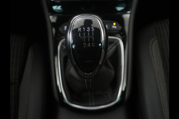 Opel Astra Sports Tourer 1.2 Design & Tech | Cruise control | Camera | Park assist | Trekhaak | Dodehoek detectie | Navigatie | Carplay | Climate control | 16" velgen